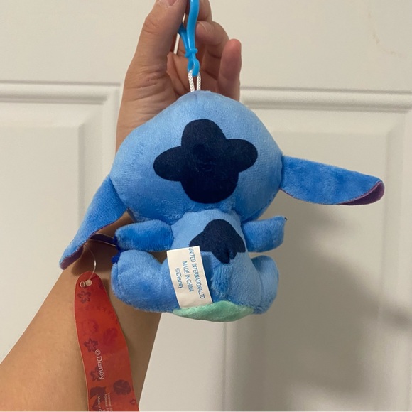 Lilo & Stitch Plush Keychain - Picture 2 of 3